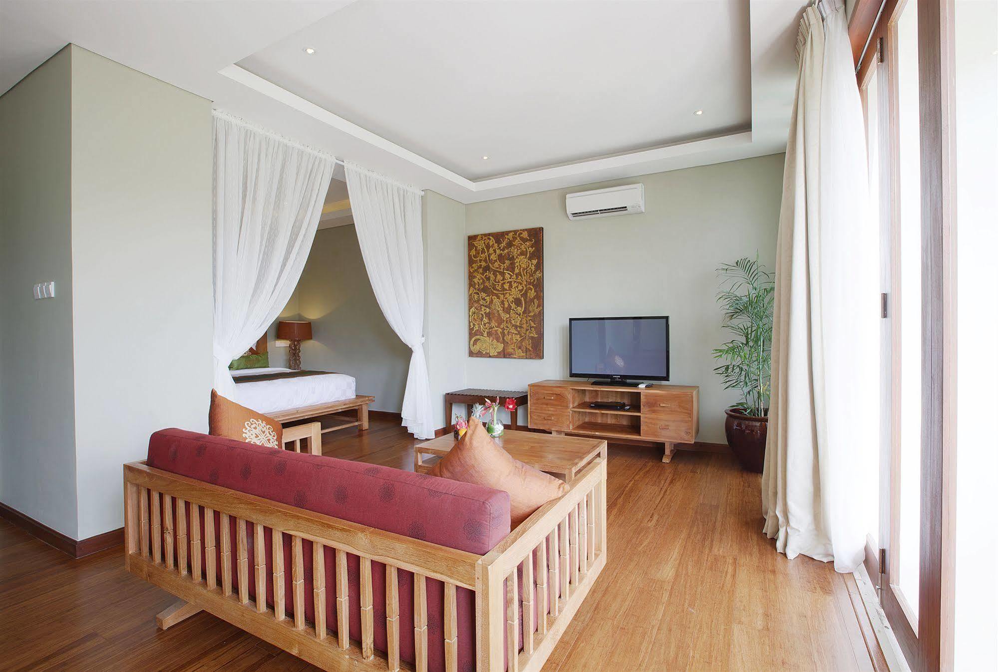 Kampoeng Villa Bali Kuta Lombok Kültér fotó